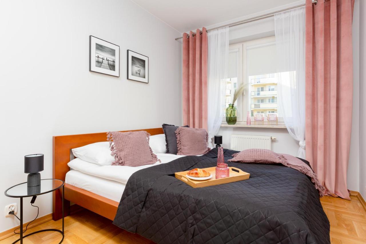 Mokotow Apartment Bluszczanska By Noclegi Renters Warsawa Bagian luar foto