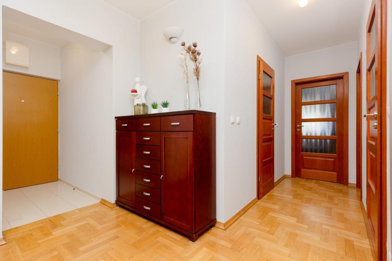 Mokotow Apartment Bluszczanska By Noclegi Renters Warsawa Bagian luar foto