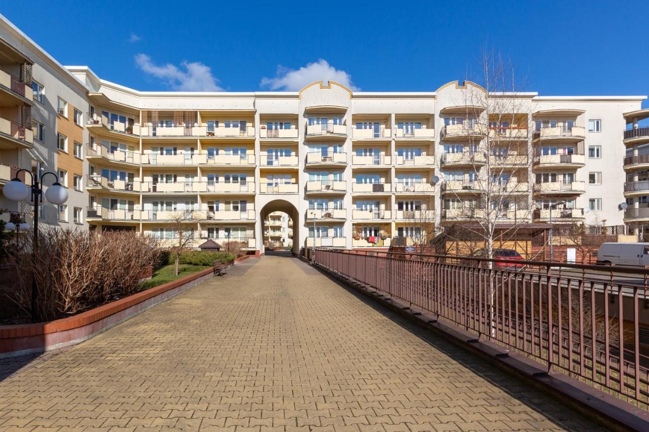 Mokotow Apartment Bluszczanska By Noclegi Renters Warsawa Bagian luar foto