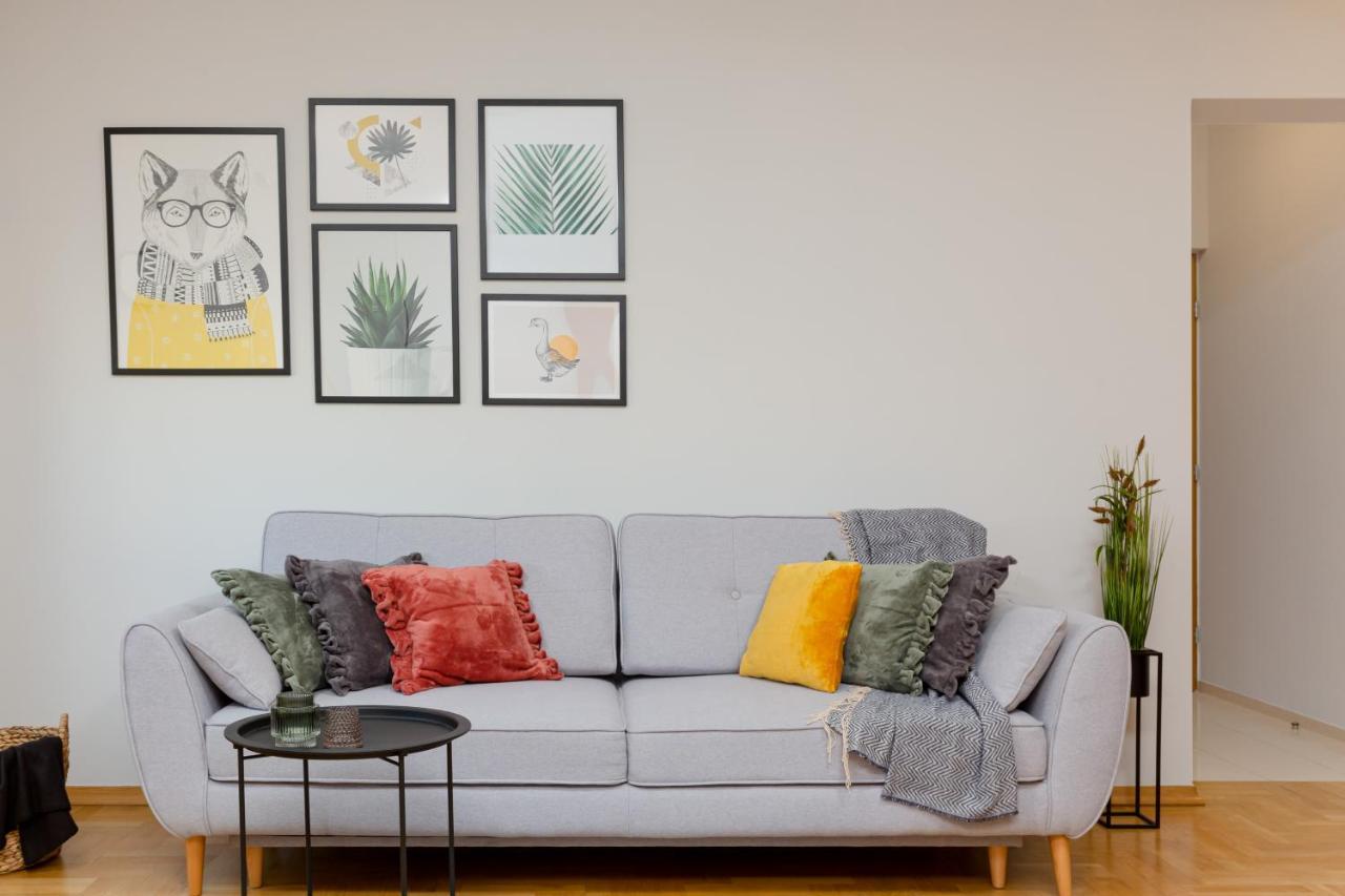 Mokotow Apartment Bluszczanska By Noclegi Renters Warsawa Bagian luar foto